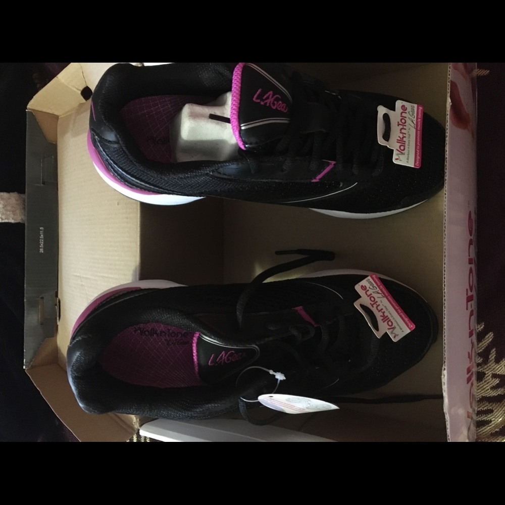 Women’s sneakers